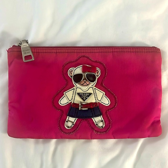 PRADA Ultra rare, limited edition magenta, teddy bear with sunglasses pouch! - Picture 1 of 6